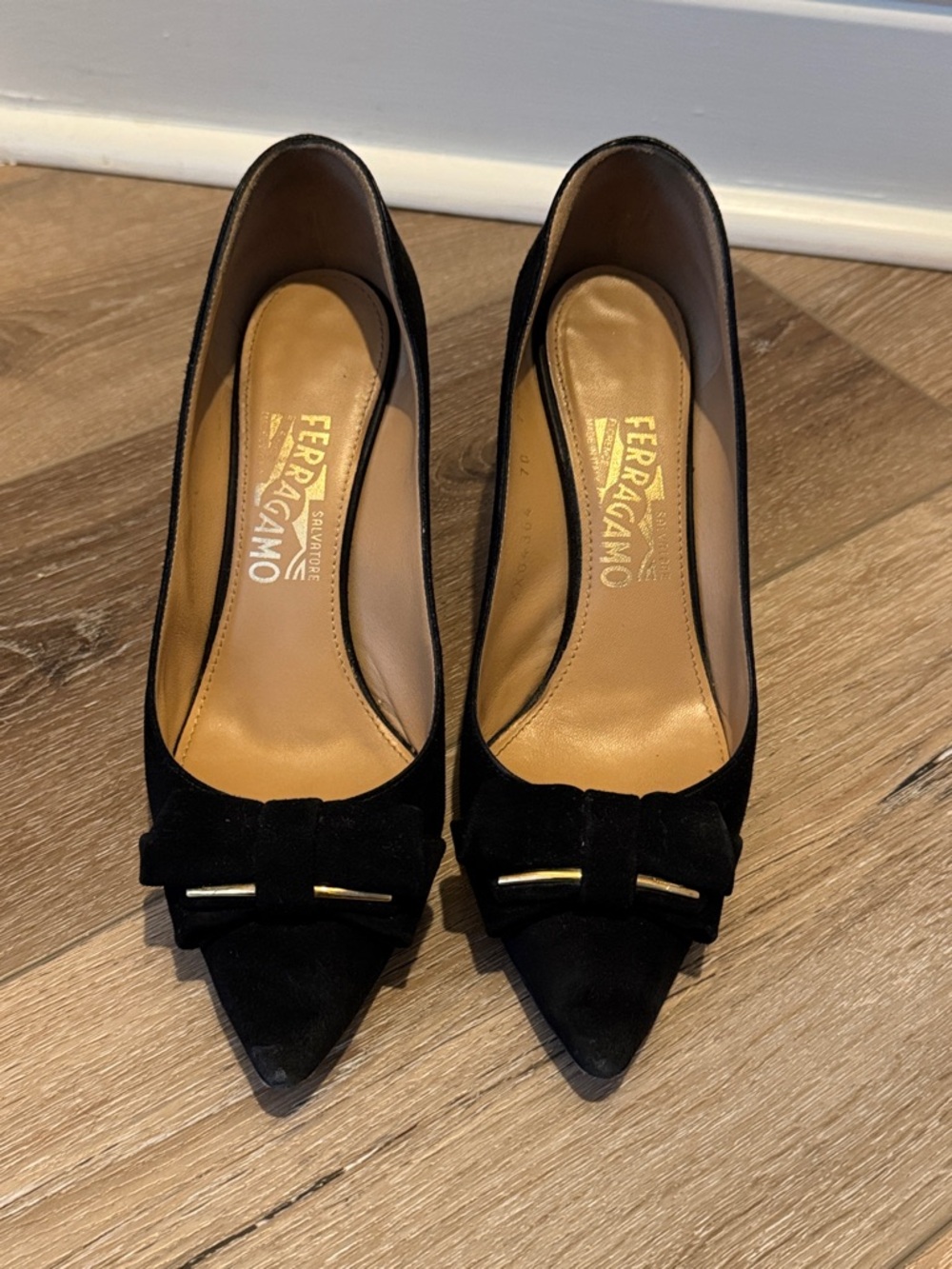 Salvatore Ferragamo Black Suede Pointed Bow Pumps - Picture 2 of 5